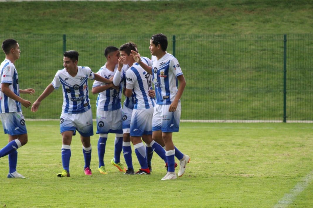 Atlético Valladolid debuta con el pie derecho en casa