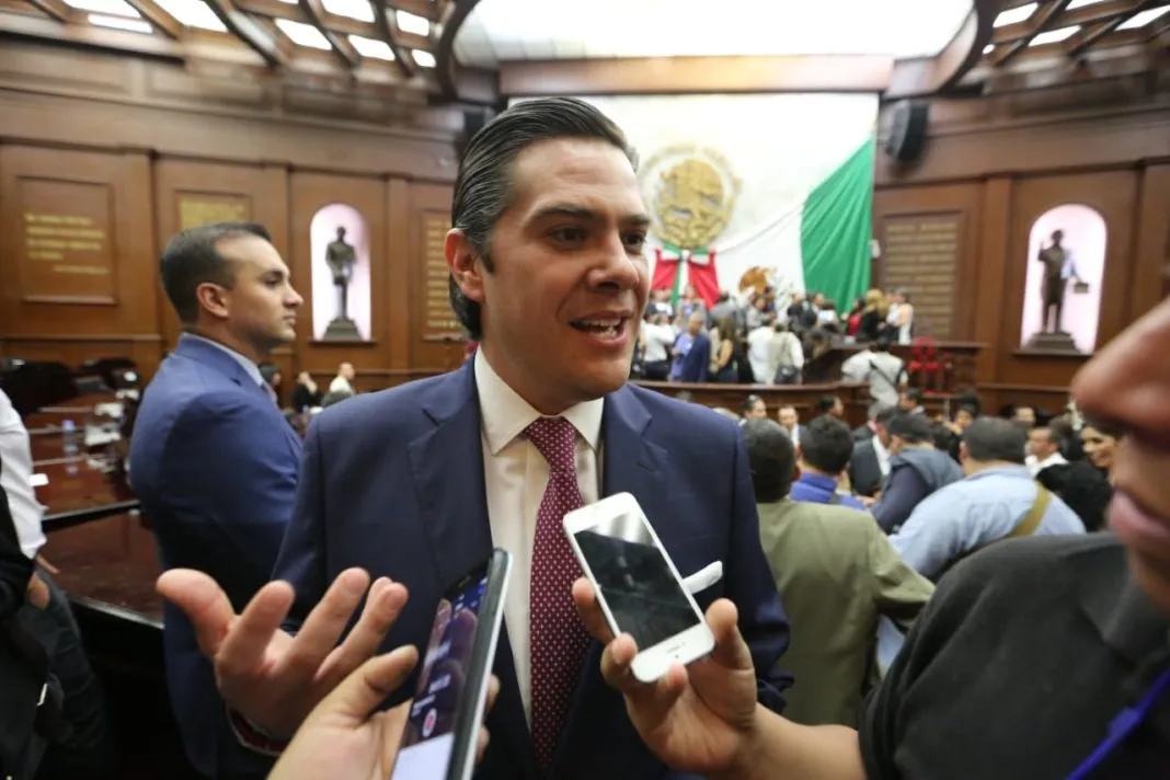 Congreso del Estado con exceso de personal: Eduardo Orihuela