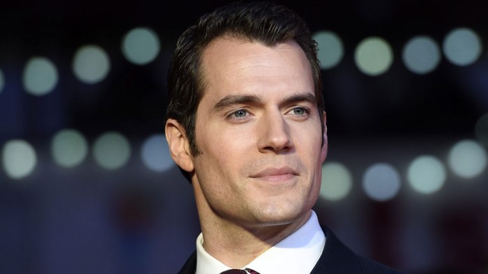 Manager de Henry Cavill, asegura que el actor seguirá siendo Superman