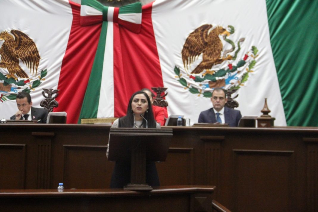 Plantea reforma para protección de derechos de los menores