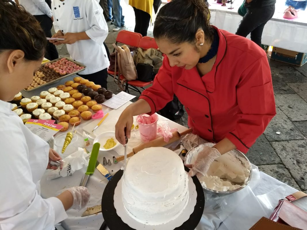 Alumnos del ICATMI, presentan su trabajo a morelianos