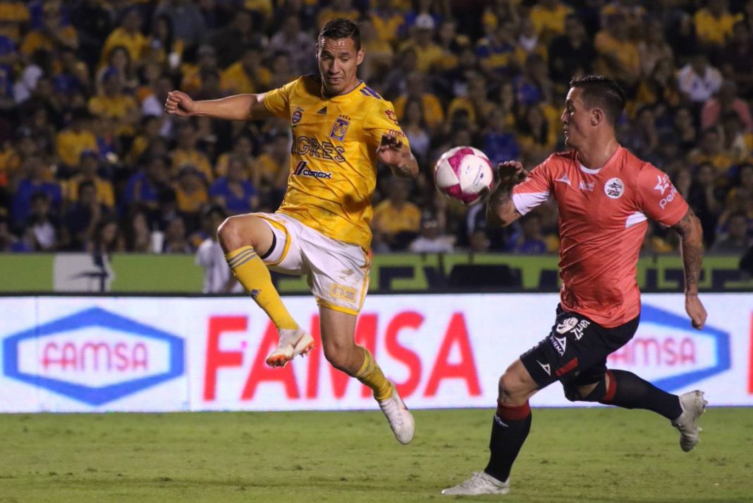 Lobos rescata empate en el volcán