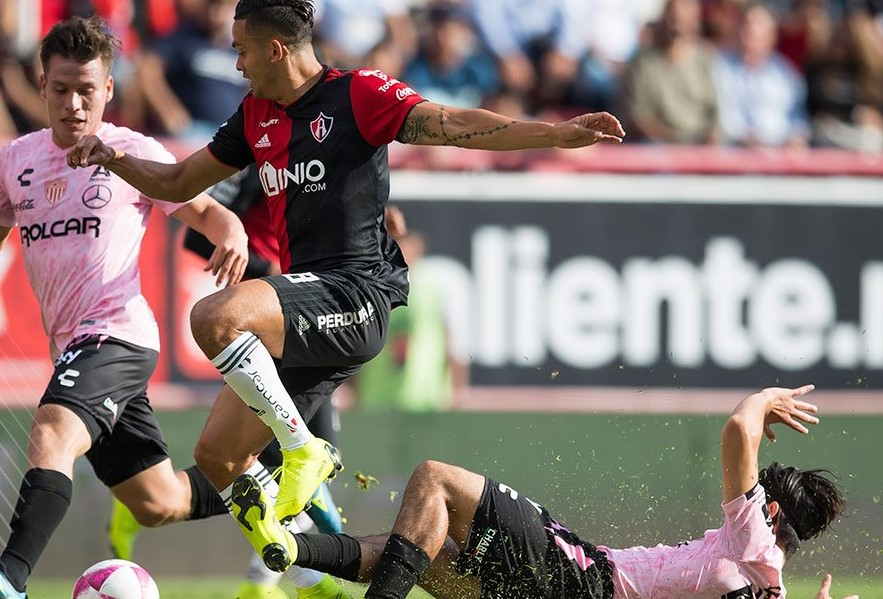 Feria de goles en el Estadio Victoria