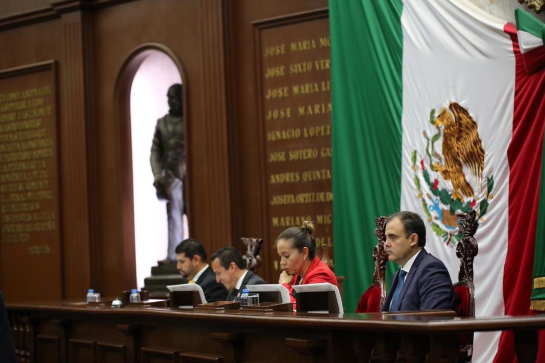 Aprueban convocatoria para nombrar fiscal