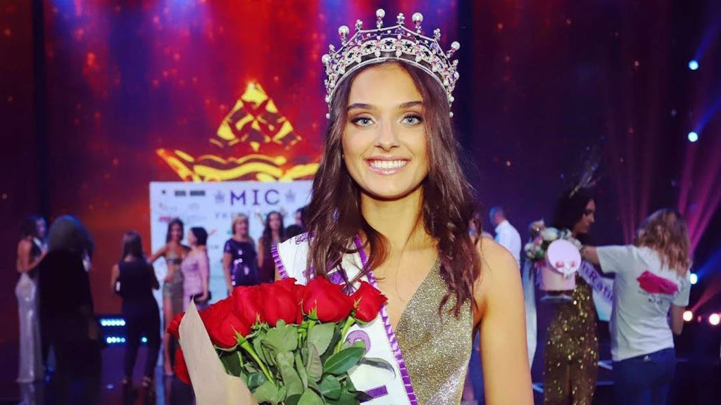 Le retiran la corona a Miss Ucrania