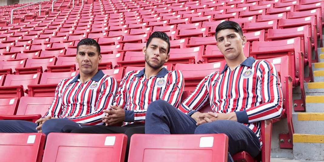 Inicia Chivas venta de su jersey edición especial