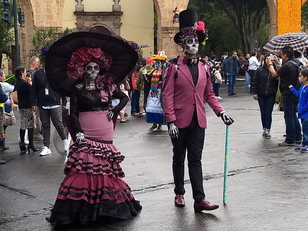 Más de 1500 participantes en el desfile de catrinas