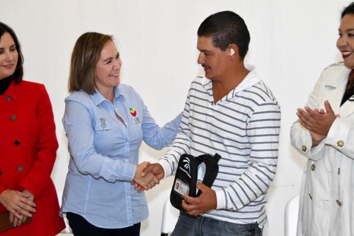 DIF Michoacán Inicia DIF Michoacán entrega de 339 aparatos auditivos