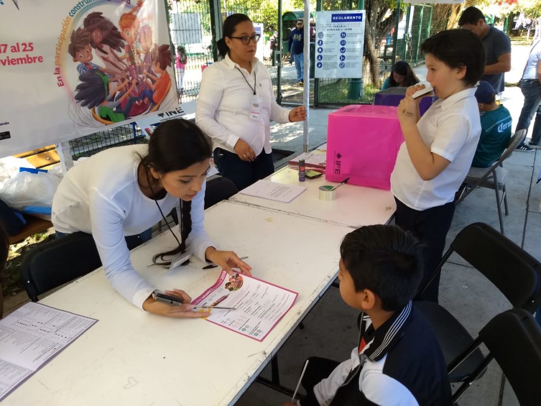 Consulta Infantil y Juvenil