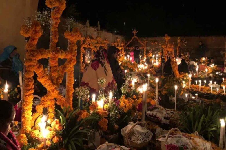 La Noche de Muertos en Michoacán 2018 rebasó previsiones con ocupación hotelera al 100%, gran derrama económica y visitantes de México y el extranjero en varios municipios