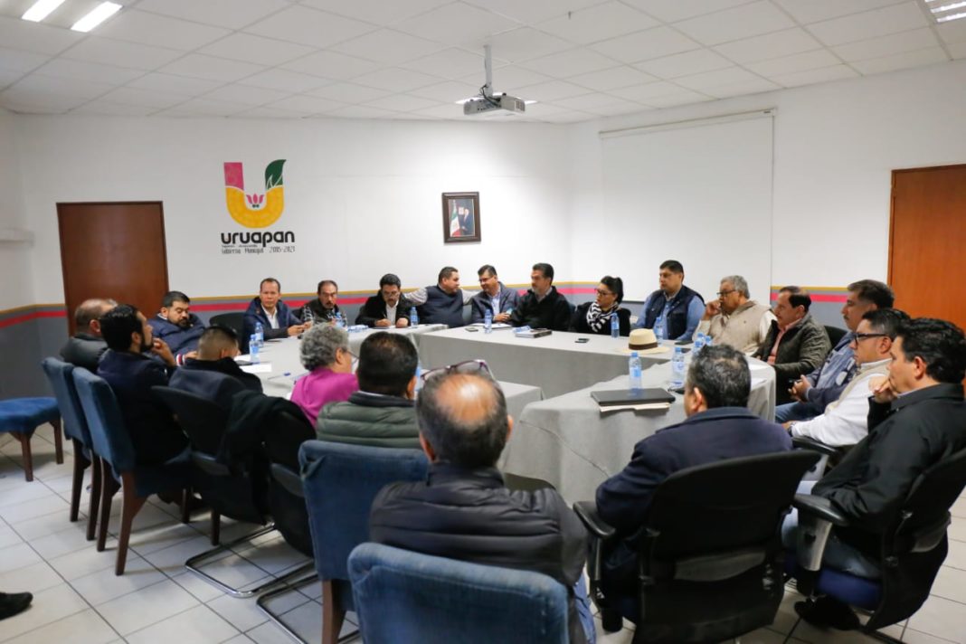 Logran acuerdo productores y comercializadores de aguacate