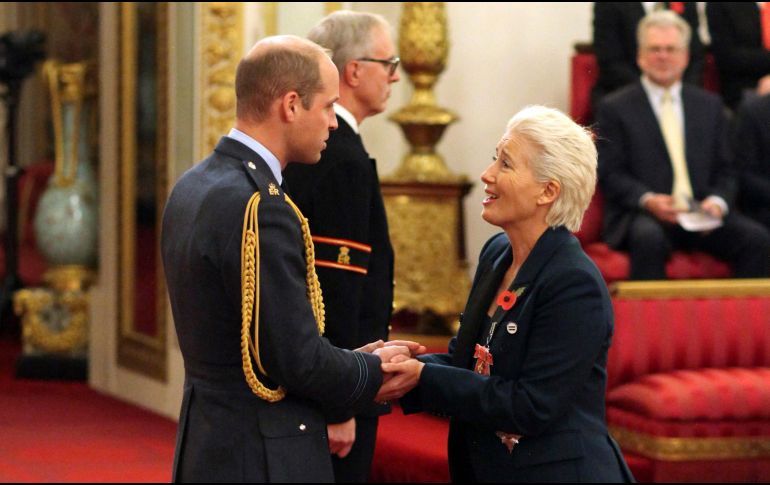 Emma Thompson condecorada con título de dama del Imperio Británico