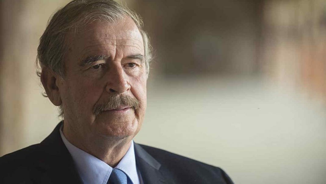 Vicente Fox publica felicitación para AMLO