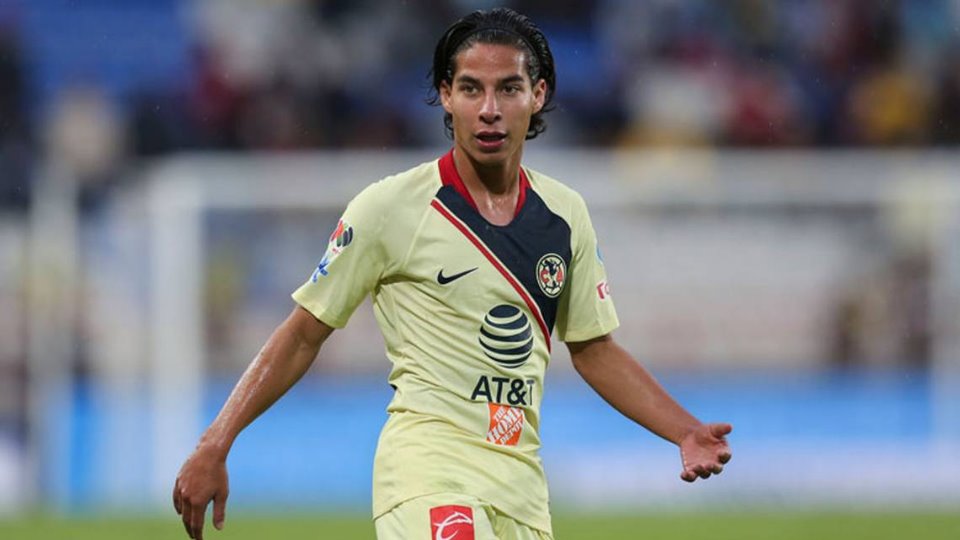 Diego Lainez vuelve a las canchas