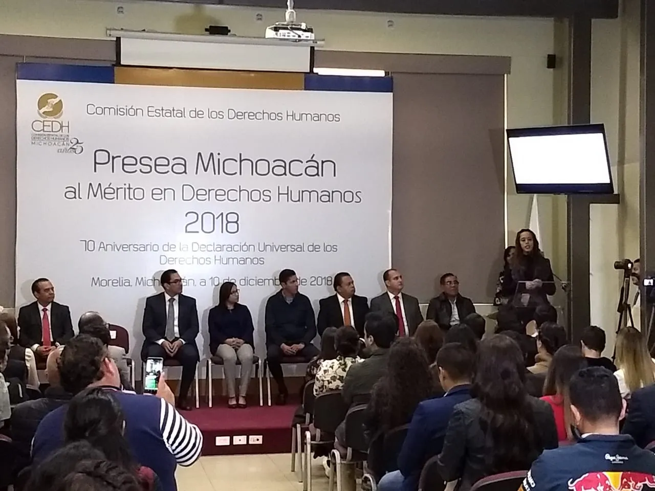 CEDH entrega Presea Michoacán al Mérito en Derechos Humanos 2018