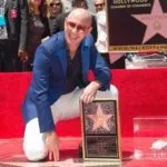 Pitbull llega al Paseo de la Fama
