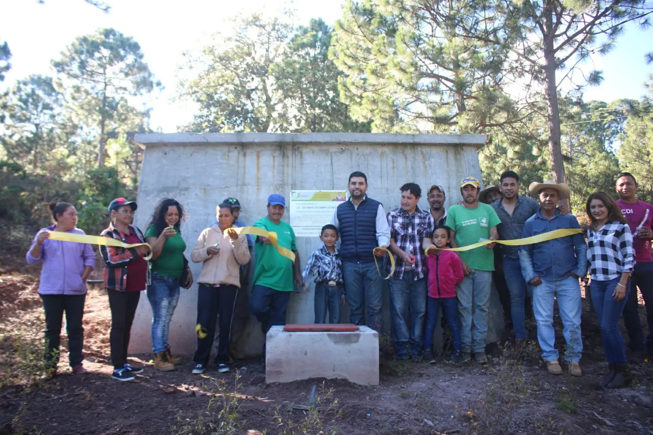 Inaugura Octavio Ocampo obra que garantiza abasto de agua potable
