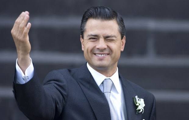 Captan a Peña Nieto junto a modelo en España