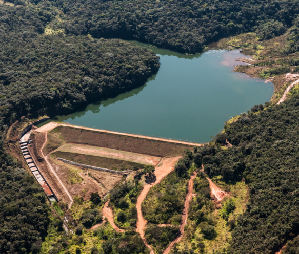 Desalojan a personas por posible rotura de represa en Brasil