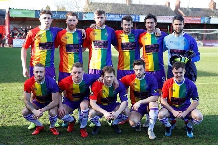 Equipo de futbol se suma contra la homofobia