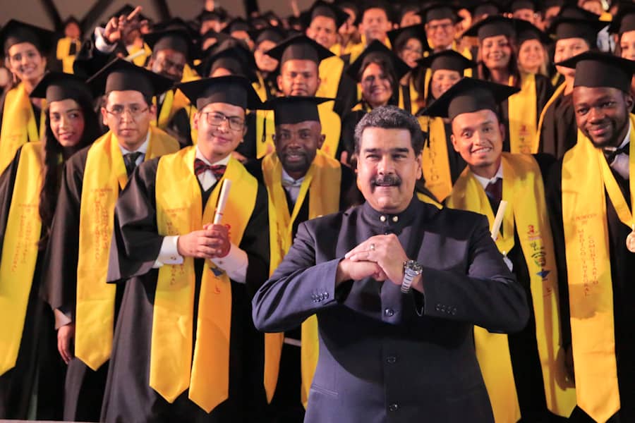 LLama Maduro a Guaidó a convocar elecciones