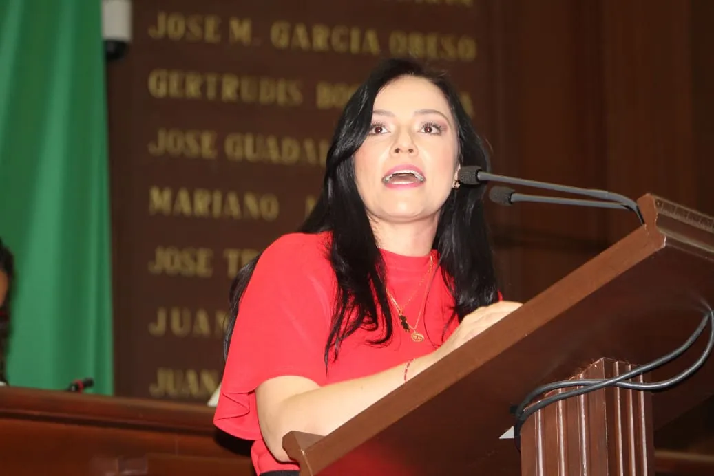 Llama Adriana Hernández a conformar una Fiscalía fuerte para Michoacán