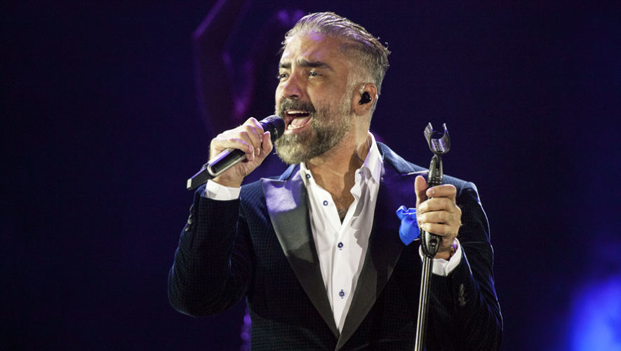 No hay forma que este compa siga: Alejandro Fernández ...