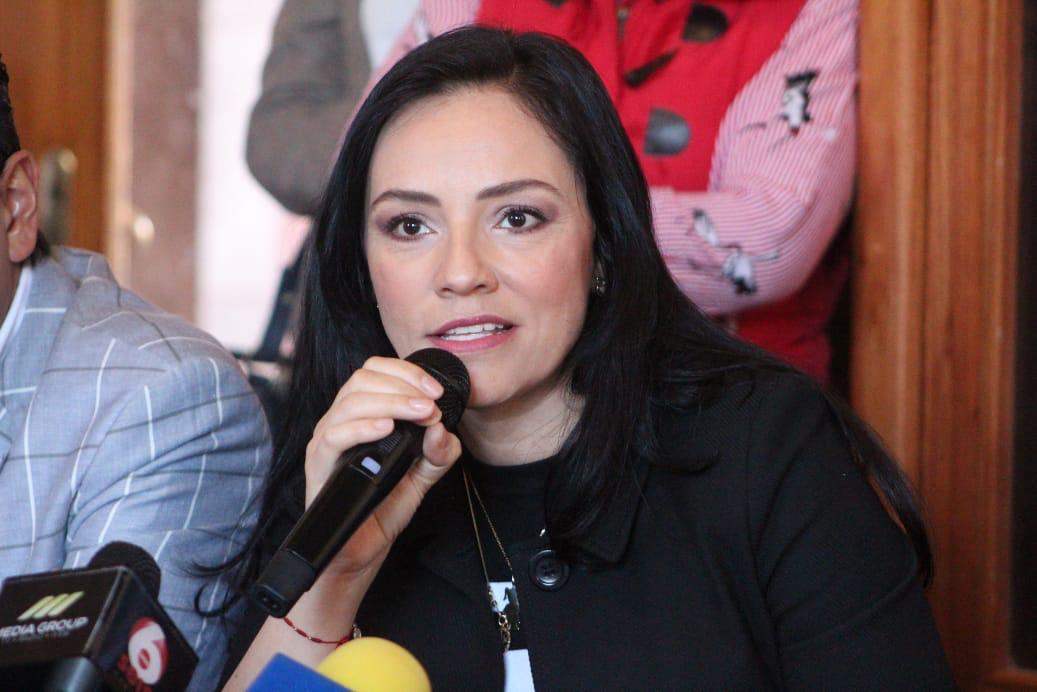 Legisladores logramos consensos en beneficio de michoacanos: Adriana Hernández