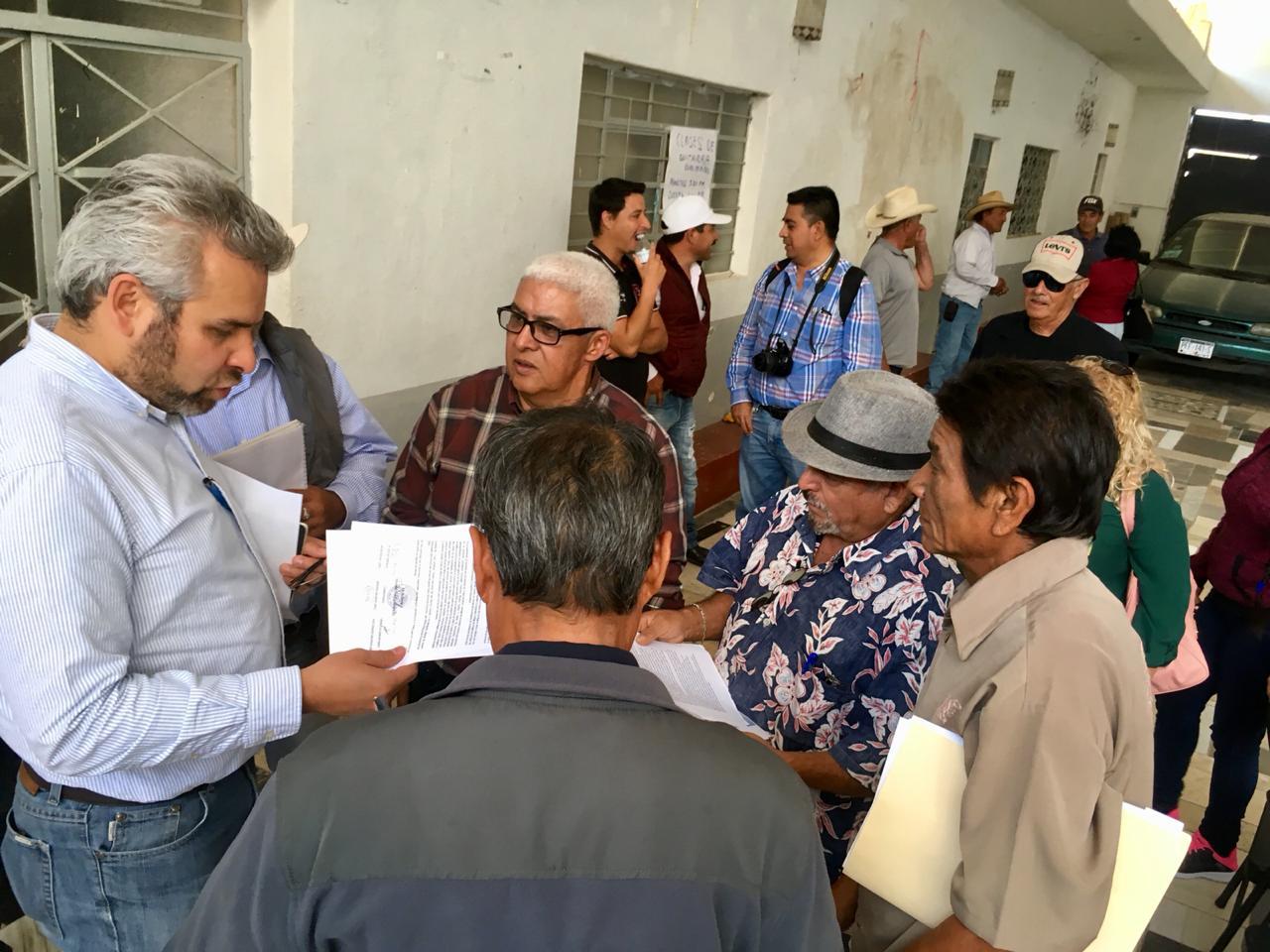 Comunidades demandan presupuestos participativos: Alfredo Ramírez