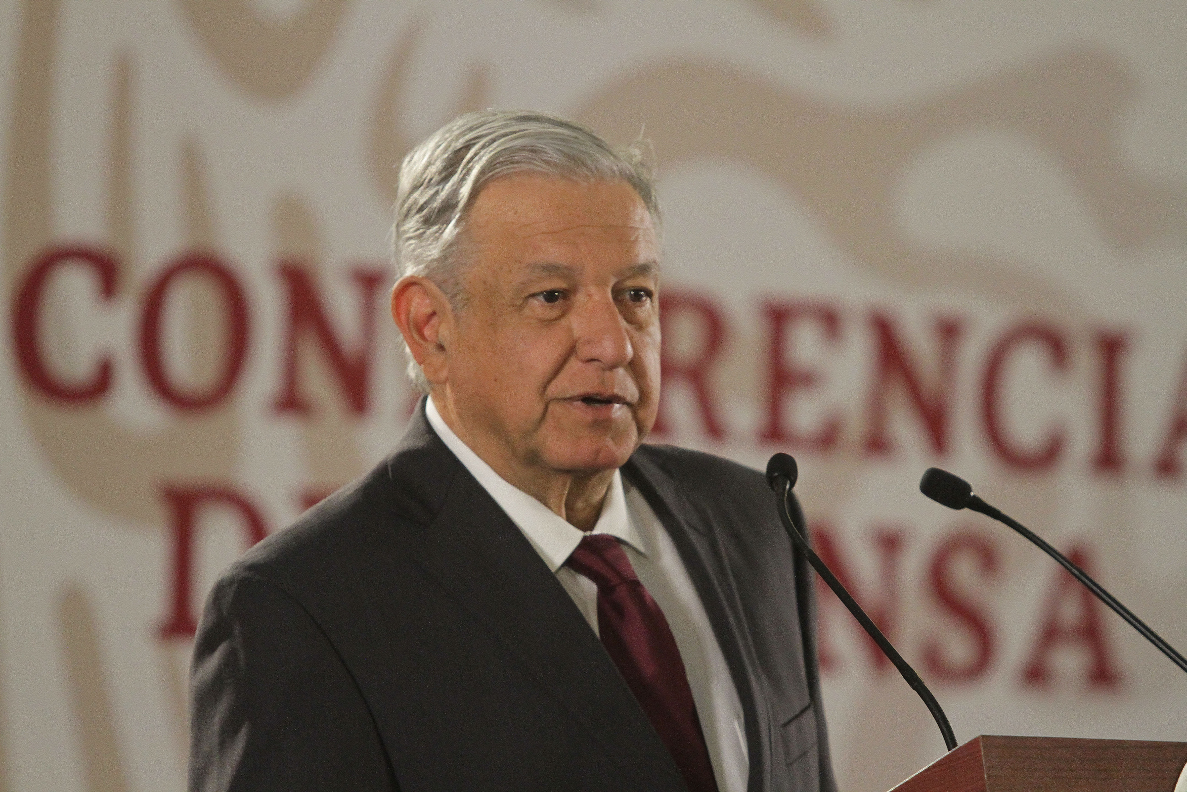 López Obrador firmará compromiso de no reelección