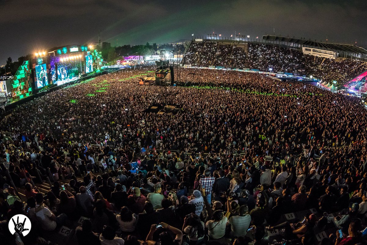 Vive Latino se viste de verde