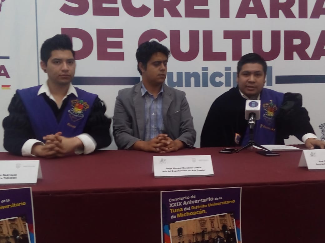 Buscan conservar tradición de las tunas en Morelia