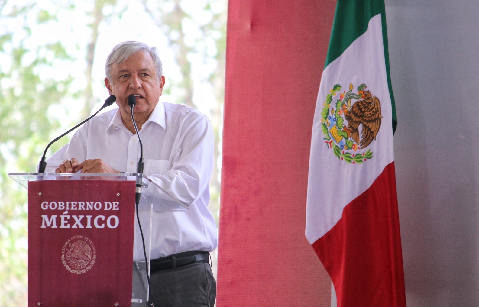 "Se mandaba el dinero, pero no se entregaba o no alcanzaba": AMLO sobre pago a maestros estatales