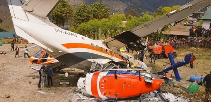 Al menos tres muertos tras accidente aéreo en el Everest