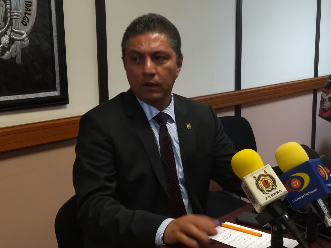 Beneficiados con plazas familiares y amigos de exrector de la UMSNH