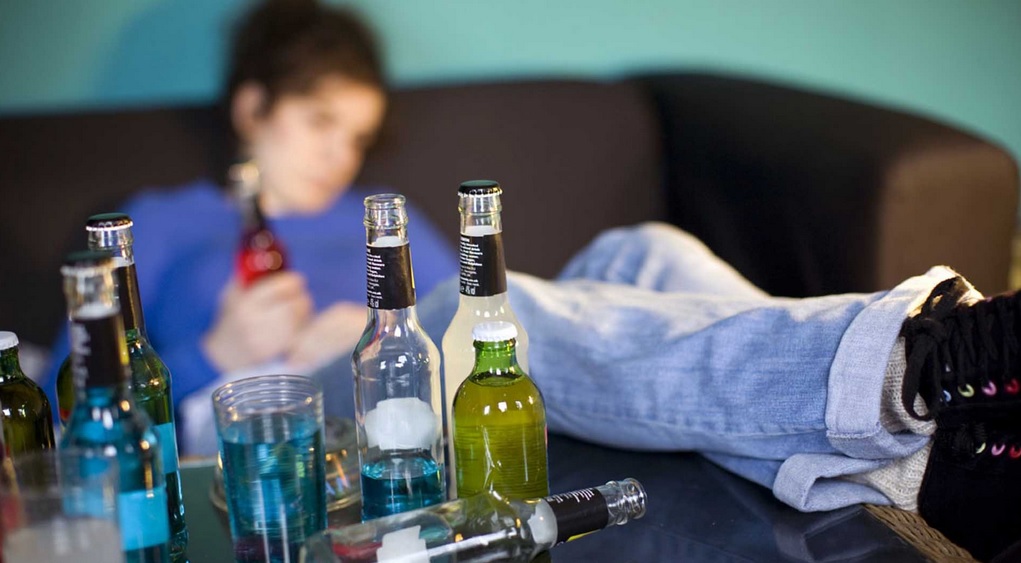 Cada vez más niños caen en las "garras" del alcohol