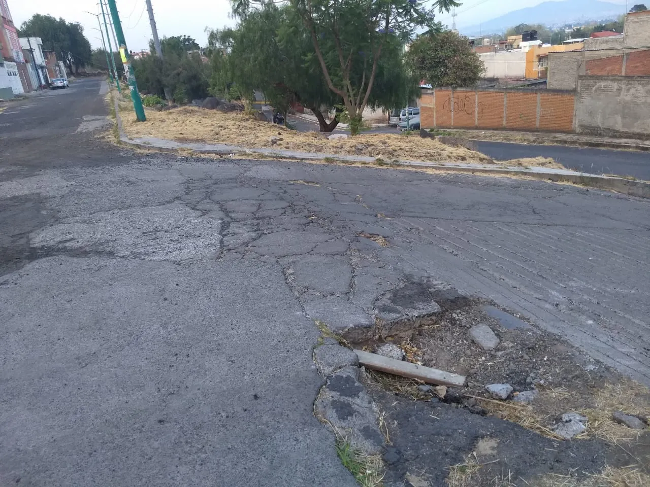 A 8 meses de gobierno de Morón, persisten baches en Morelia