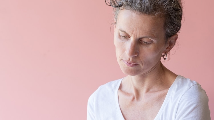 Llegar a la menopausia antes de los 50 causa complicaciones de salud