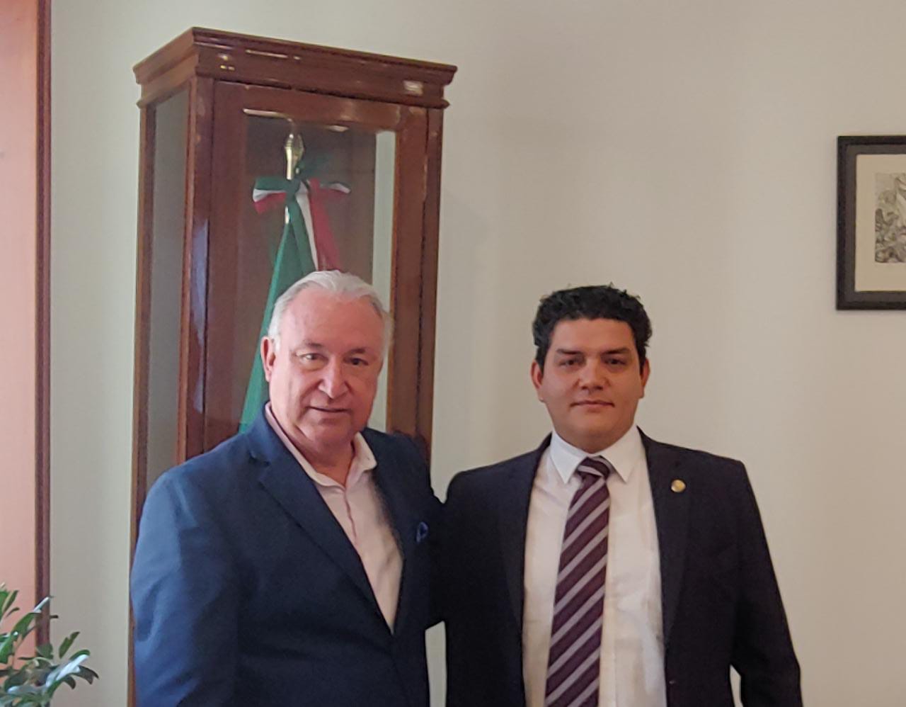 Sostiene Antonio Madriz reunión con Héctor de la Garza; busca mejoramiento educativo para Michoacán