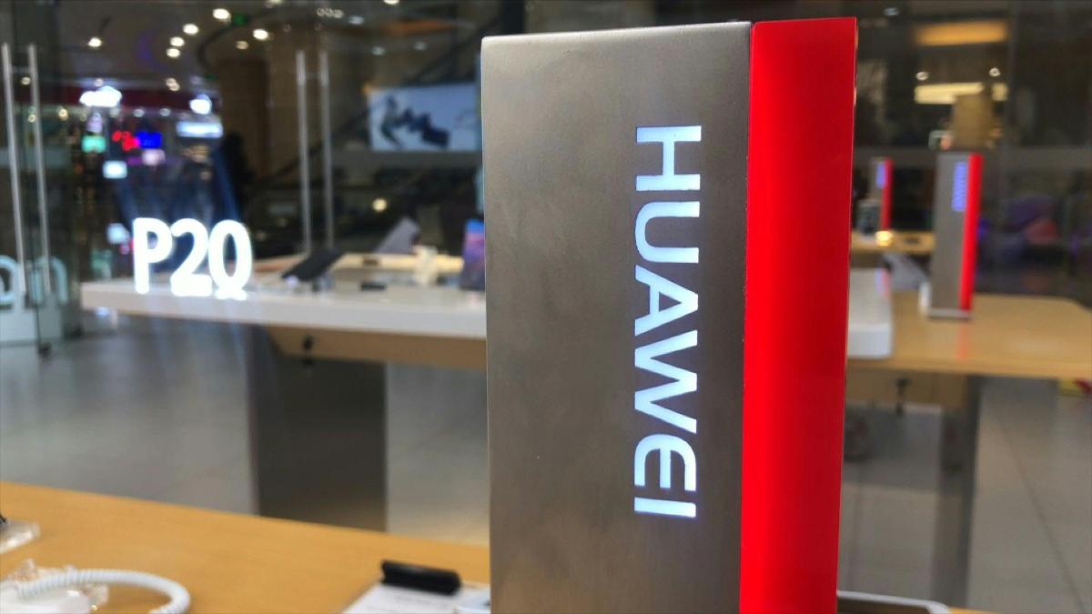 EU retrasa sanciones contra Huawei
