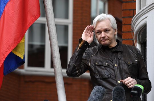 Solicita Fiscalía de Suecia detención de Julian Assange