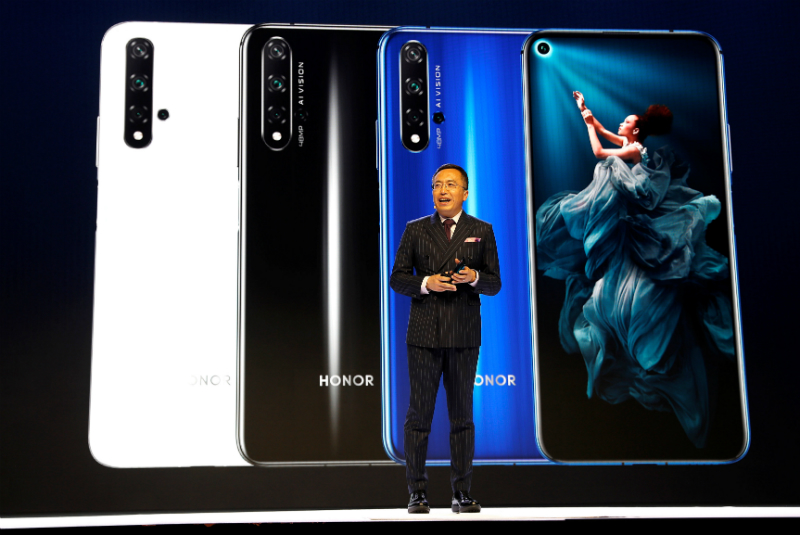 Huawei presenta su Honor 20, pese a 'lista negra' de EE.UU