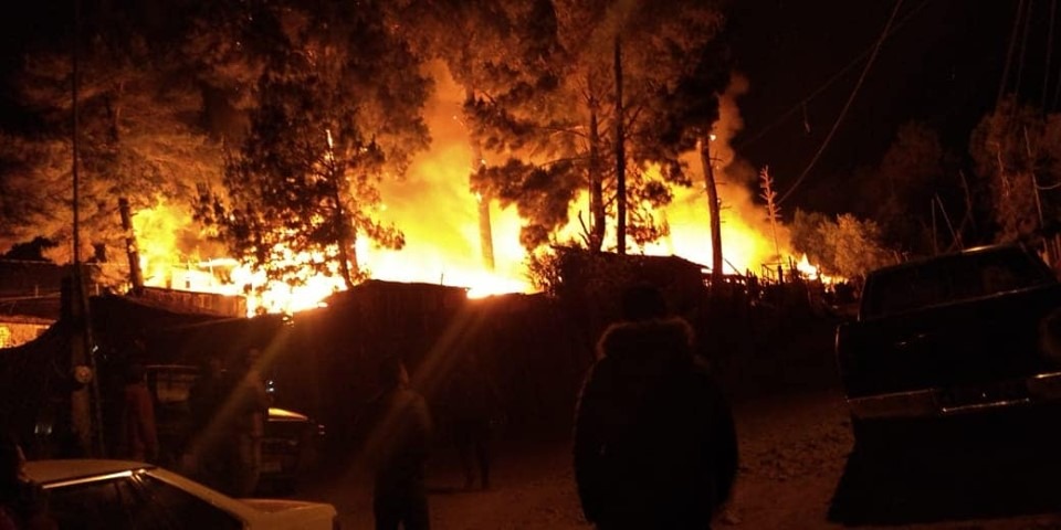 Afectadas por incendio, 50 casas de Pátzcuaro, Michoacán