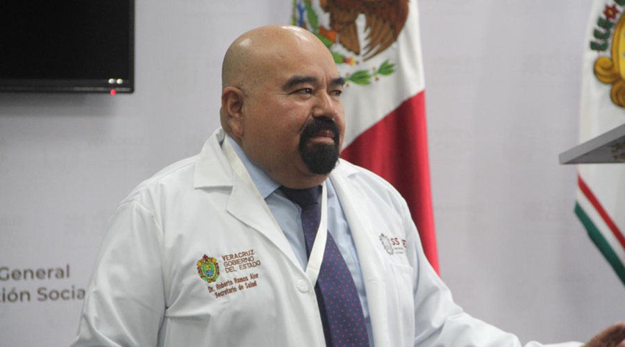 "Ningún chile les embona": titular de salud de Veracruz a prensa