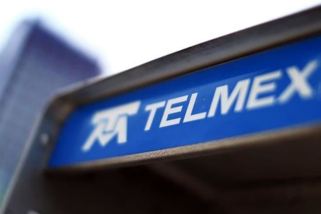 Reportan "falla masiva" Telmex y Telcel
