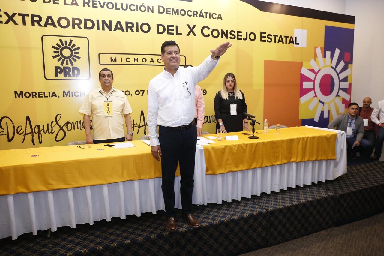 Llega Corona Martínez como presidente interino del PRD en Michoacán