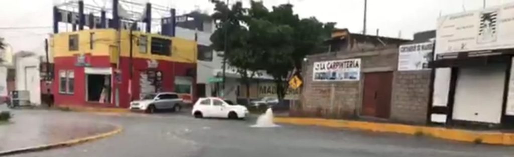 Se registran fuertes encharcamientos por lluvias en Morelia