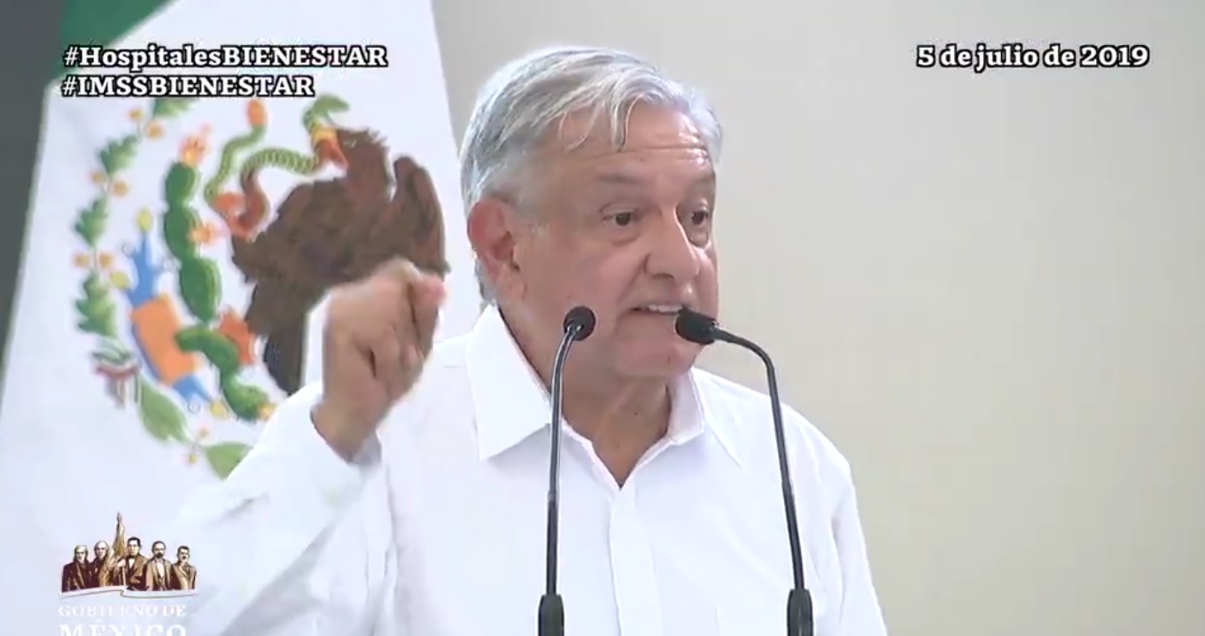 Llama AMLO al EZLN dejar la confrontación