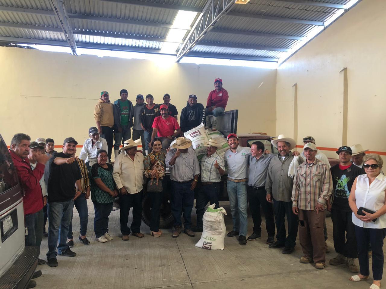 La CNPR cumple a productores michoacanos