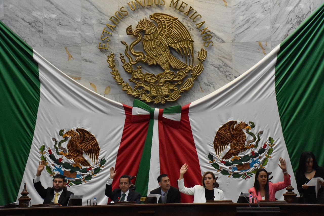Diputados reforman Ley Orgánica del Congreso de Michoacán